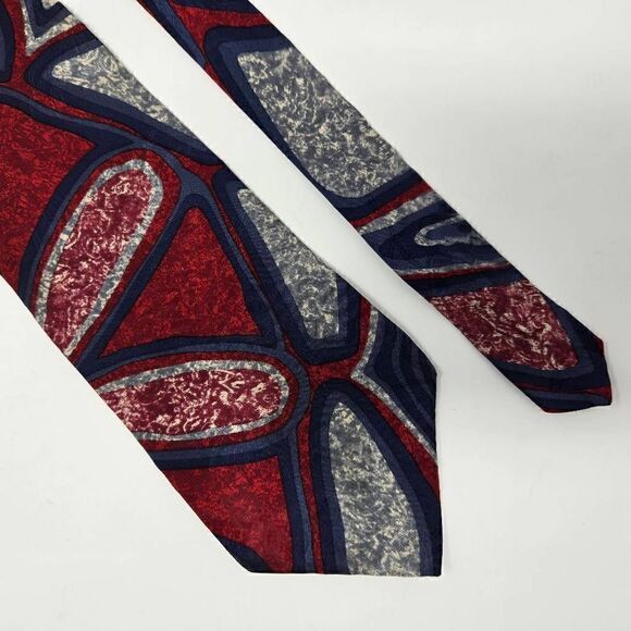 DESERT DESIGNS JIMMY PIKE SILK TIE RED BLUE PAISLEY ABSTRACT SATIN 4" X 59" - Picture 1 of 3